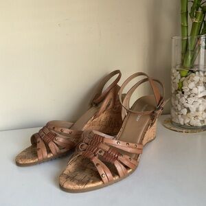 Naturalizer Wedge Sandals 7.5M Brown Leather Cork Heel Comfort Summer Women